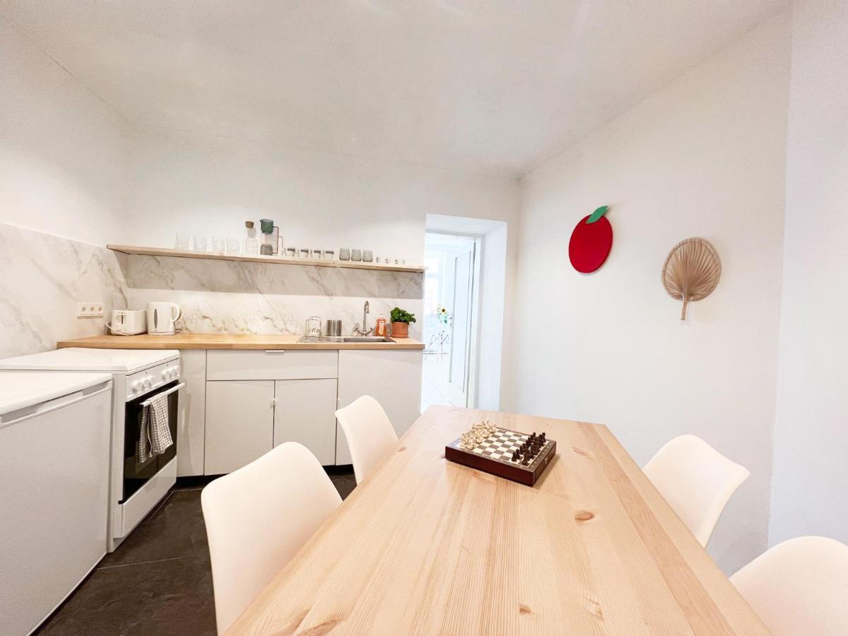 Central Apartment Next To Belvedere Castle Vienna Exterior photo