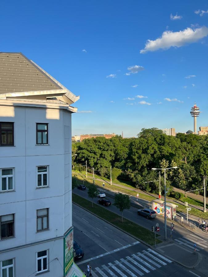 Central Apartment Next To Belvedere Castle Vienna Exterior photo